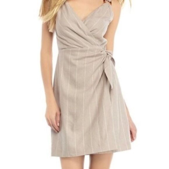 The Limited Linen Blend Wrap Mini Dress Size 6 - Picture 1 of 13